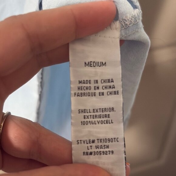 Thread & Supply Light Blue Collared 100% lyocell shirt Dress sz M - Picture 2 of 7